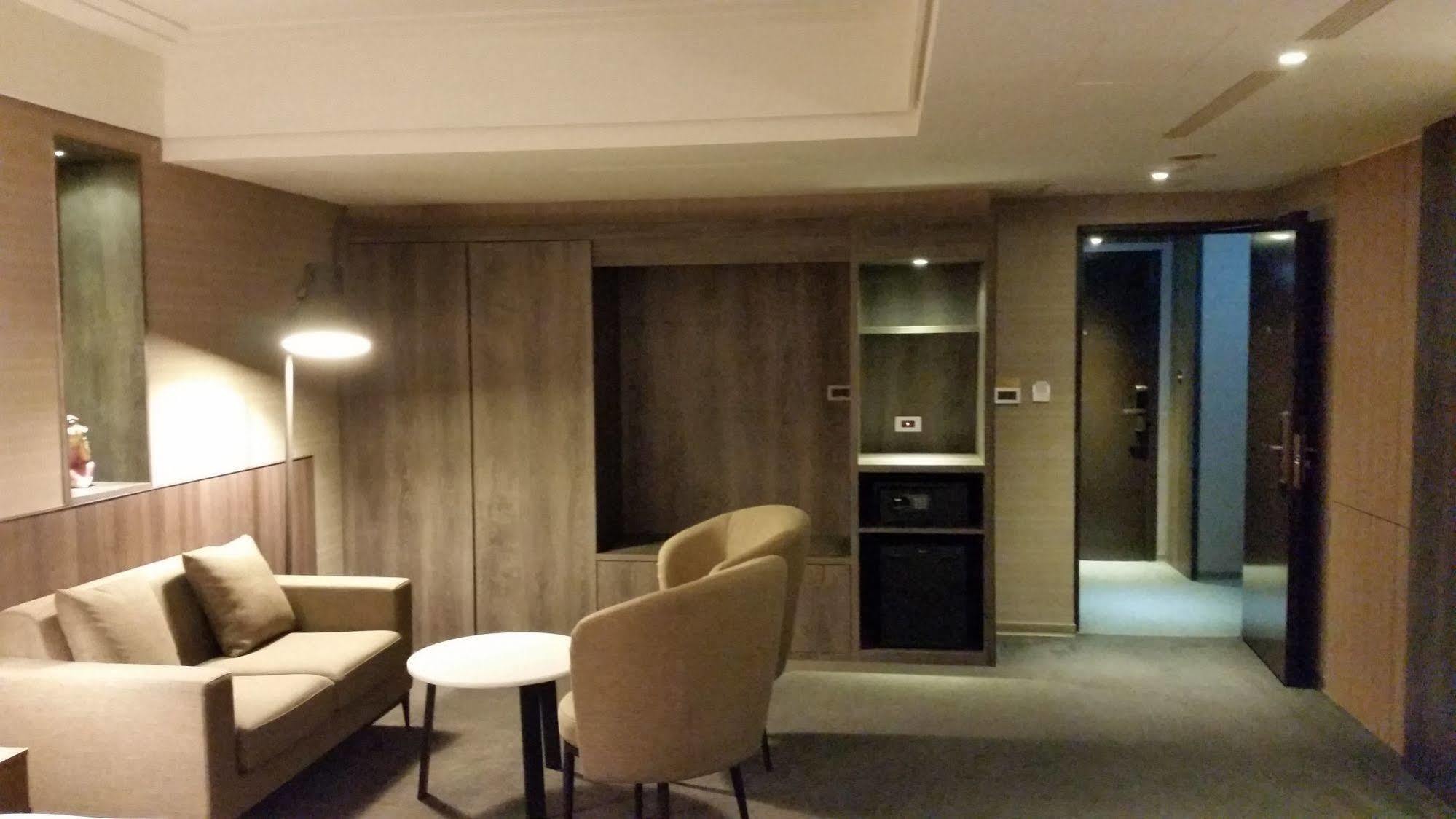 טאיפיי Citizen Hotel מראה חיצוני תמונה